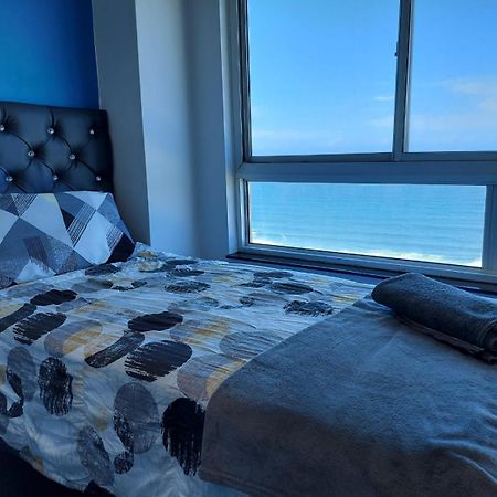 Sea Views At High Tide 1803 Lägenhet Amanzimtoti Exteriör bild